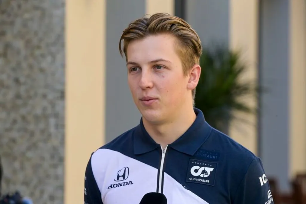 Piloto reserva da Red Bull: Lawson pode ficar de fora do GP de Kart